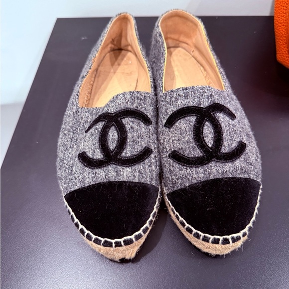 Chanel Tweed Velvet CC Espadrilles 37 - Picture 1 of 3